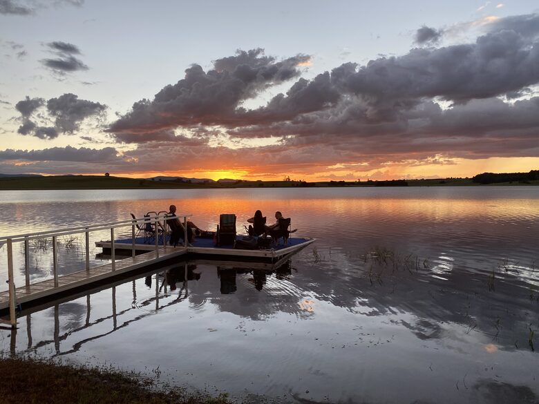 Group Getaway with Firepit & BBQ on Lake Tinaroo - Barrine, Australia