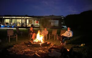 Group Getaway with Firepit & BBQ on Lake Tinaroo - Barrine, Australia