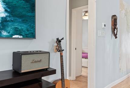 Modern Coastal Retreat in Long Beach - Long Beach, California