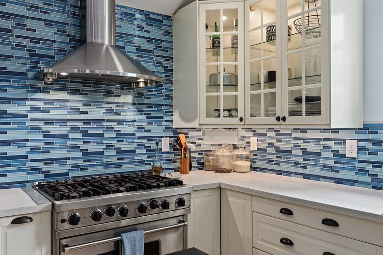 Modern Coastal Retreat in Long Beach - Long Beach, California