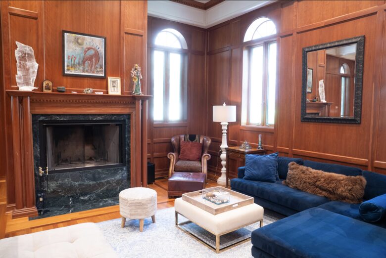 Easter's First Blooms at the Estate and Late April Exclusive Tulip Extravaganza - Woodstock, New York