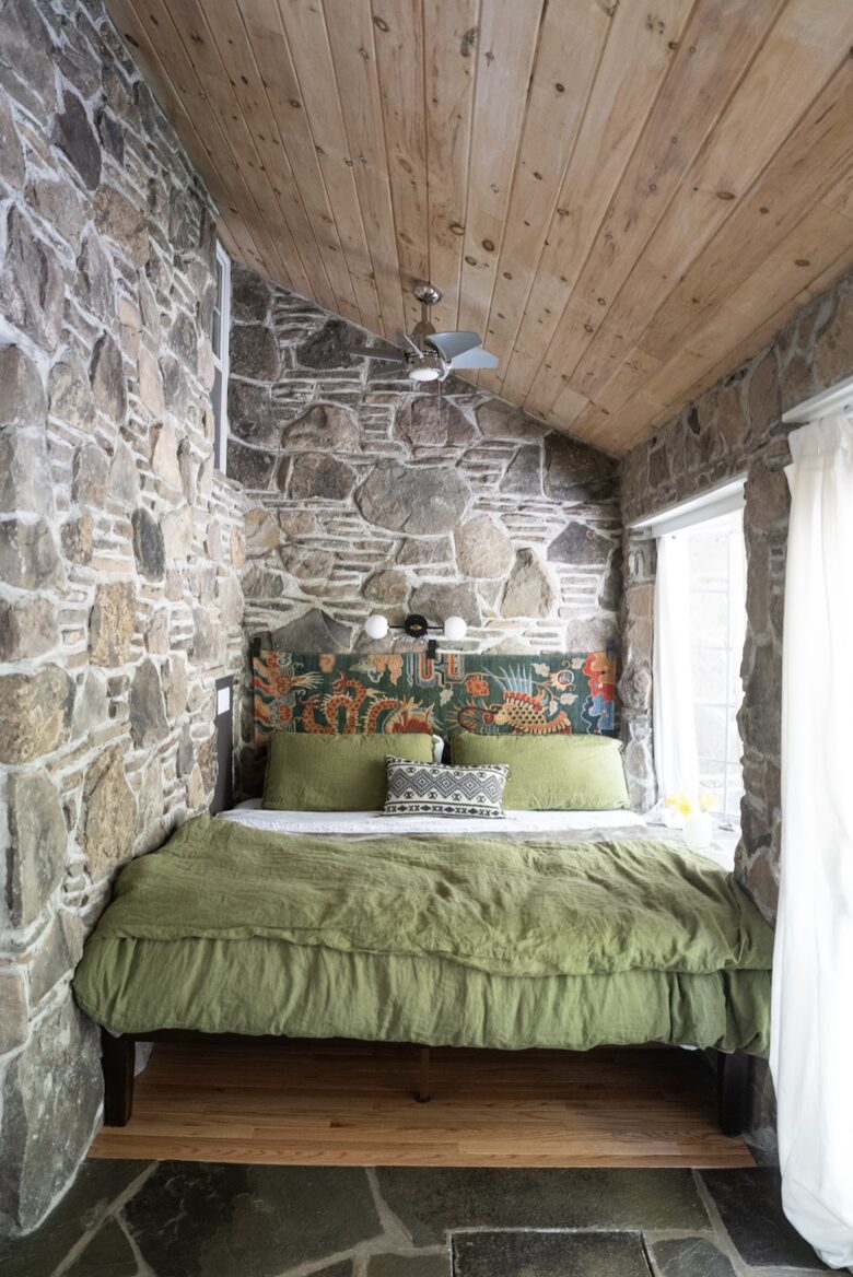 Easter's First Blooms at the Estate and Late April Exclusive Tulip Extravaganza - Woodstock, New York