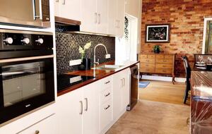 Historic Farmhouse Retreat in St. Helens - St Helens, Australia