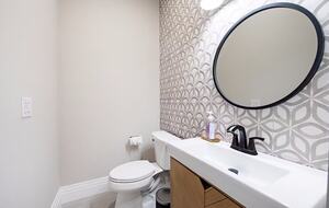 Luxury 4-Bedroom Home Near Vanderbilt Beach - Naples, Florida