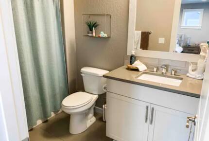 Family-Friendly Haven Near Downtown Eugene & Autzen Stadium - Eugene, Oregon