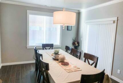 Family-Friendly Haven Near Downtown Eugene & Autzen Stadium - Eugene, Oregon