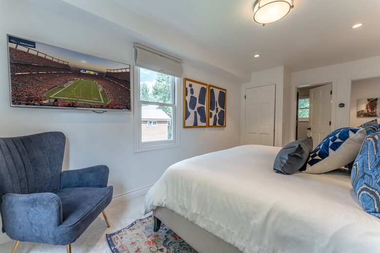 Iron Horse - Southern Belle - Crested Butte, Colorado