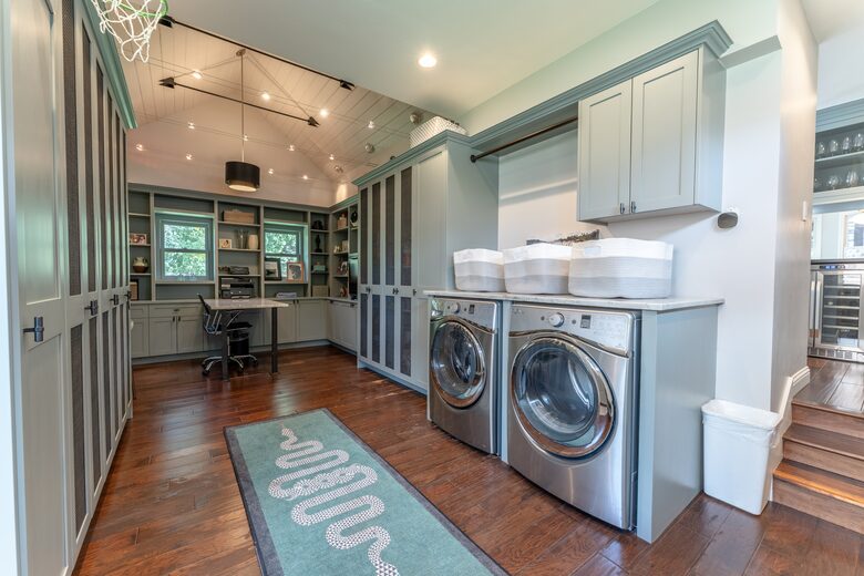 Iron Horse - Southern Belle - Crested Butte, Colorado