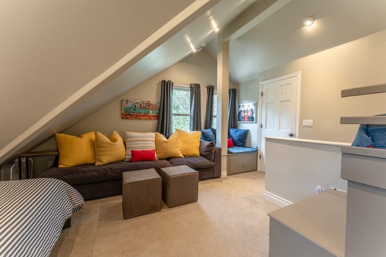 Iron Horse - Southern Belle - Crested Butte, Colorado