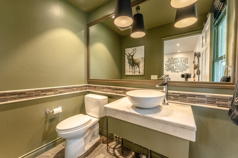 Iron Horse - Southern Belle - Crested Butte, Colorado