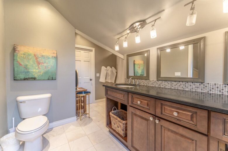 Iron Horse - Southern Belle - Crested Butte, Colorado