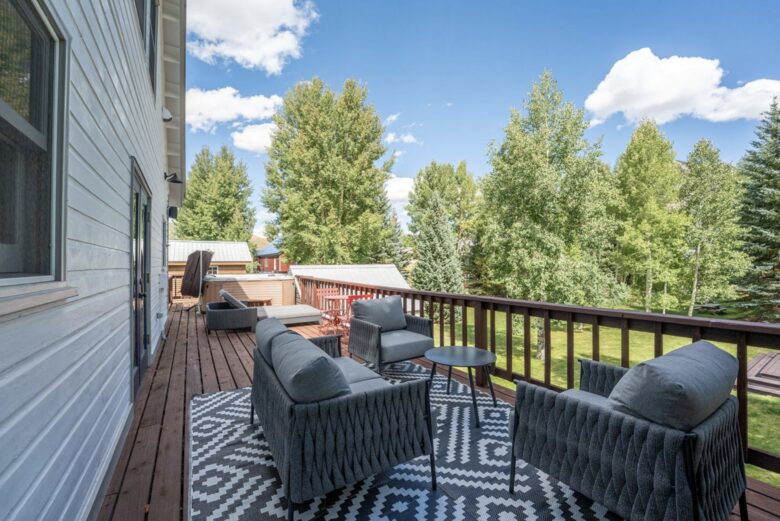 Iron Horse - Southern Belle - Crested Butte, Colorado