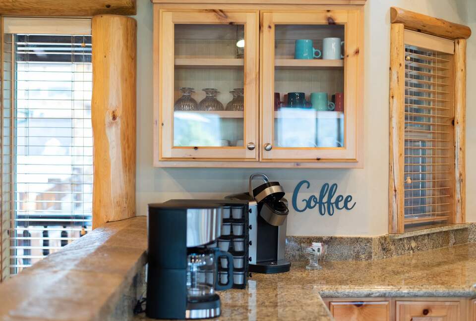 Mountain View Retreat in Castle Glen Estates - Big Bear Lake, California