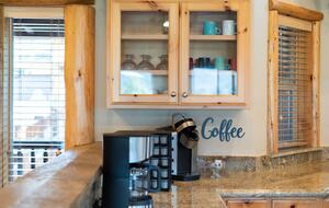 Mountain View Retreat in Castle Glen Estates - Big Bear Lake, California