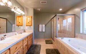 Mountain View Retreat in Castle Glen Estates - Big Bear Lake, California