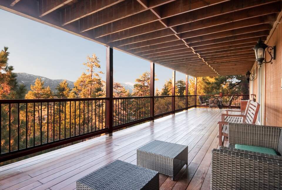 Mountain View Retreat in Castle Glen Estates - Big Bear Lake, California