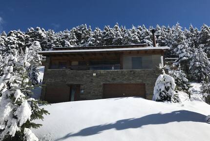 Refined Family Chalet in the Pyrenees - La Molina, Spain