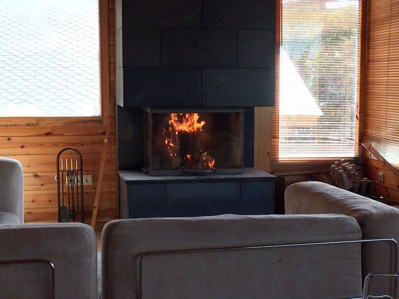 Refined Family Chalet in the Pyrenees - La Molina, Spain