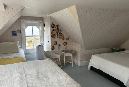 Oceanfront Home on Best Block in Cape May - Cape May, New Jersey