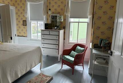 Oceanfront Home on Best Block in Cape May - Cape May, New Jersey