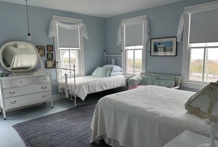 Oceanfront Home on Best Block in Cape May - Cape May, New Jersey