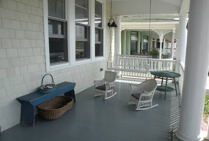 Oceanfront Home on Best Block in Cape May - Cape May, New Jersey