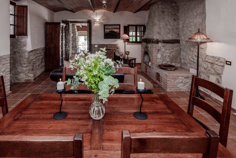 Tuscan Farmhouse Retreat with Infinity Pool & Views - Volterra, Italy