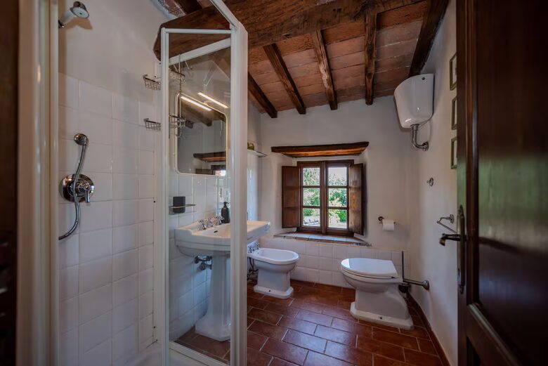 Tuscan Farmhouse Retreat with Infinity Pool & Views - Volterra, Italy