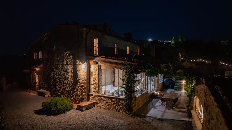 Tuscan Farmhouse Retreat with Infinity Pool & Views - Volterra, Italy