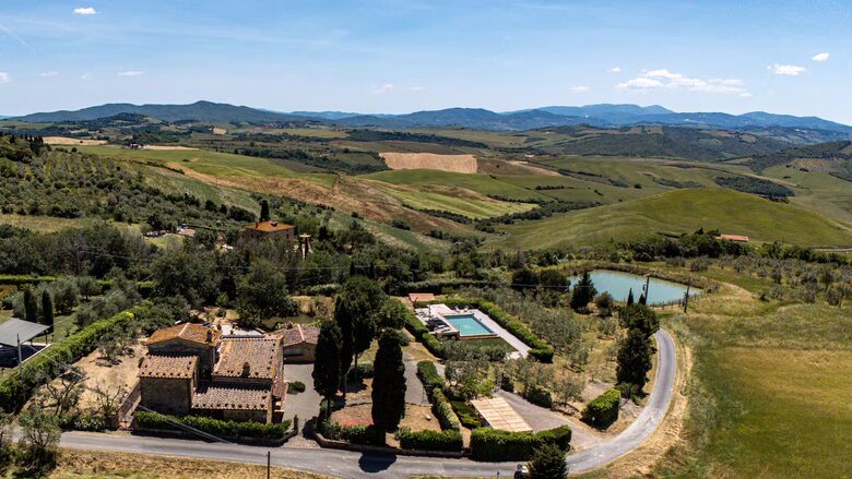 Tuscan Farmhouse Retreat with Infinity Pool & Views - Volterra, Italy