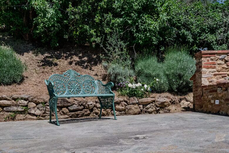 Tuscan Farmhouse Retreat with Infinity Pool & Views - Volterra, Italy