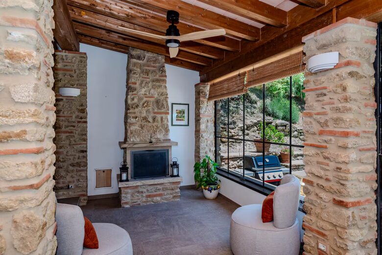 Tuscan Farmhouse Retreat with Infinity Pool & Views - Volterra, Italy