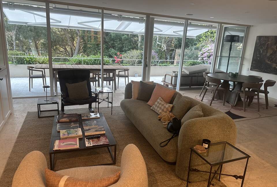 Modern Parkside Retreat Minutes from Bondi & Double Bay - Sydney, Australia