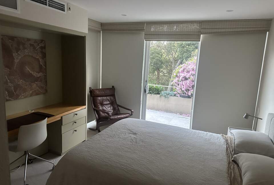 Modern Parkside Retreat Minutes from Bondi & Double Bay - Sydney, Australia