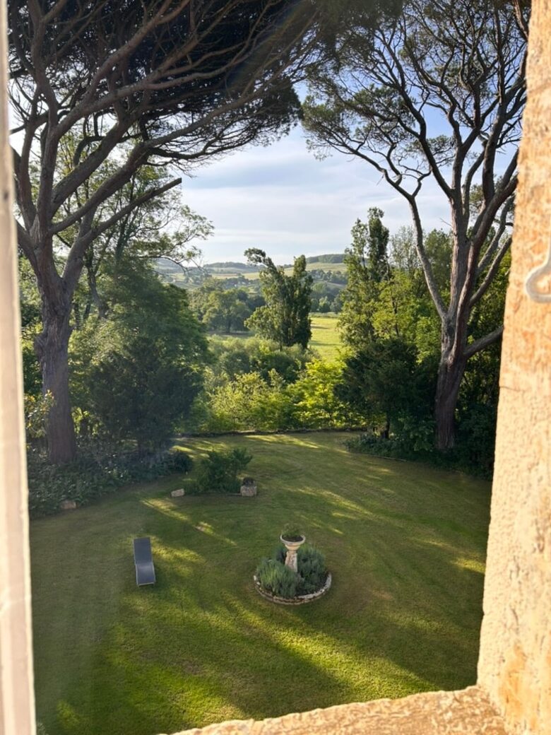 A Timeless French Château with Modern Elegance - Saint-Jean-Poutge, France