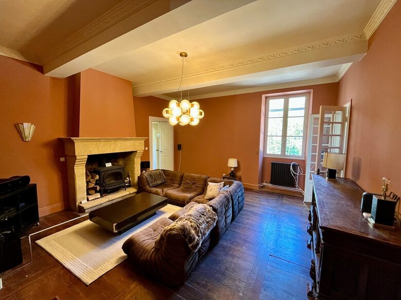 A Timeless French Château with Modern Elegance - Saint-Jean-Poutge, France