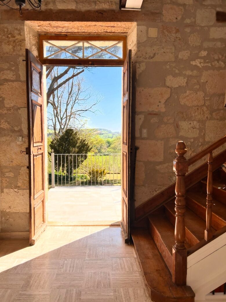 A Timeless French Château with Modern Elegance - Saint-Jean-Poutge, France