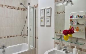 Tasteful Family Residence Overlooking Atlantic Isles - Clifden, Ireland