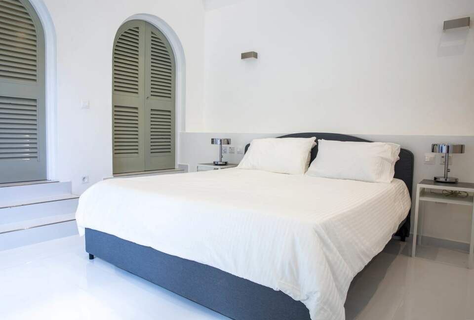 Ocean View Elegance: A Five-Bedroom Seychelles Masterpiece - Beau Vallon, Seychelles