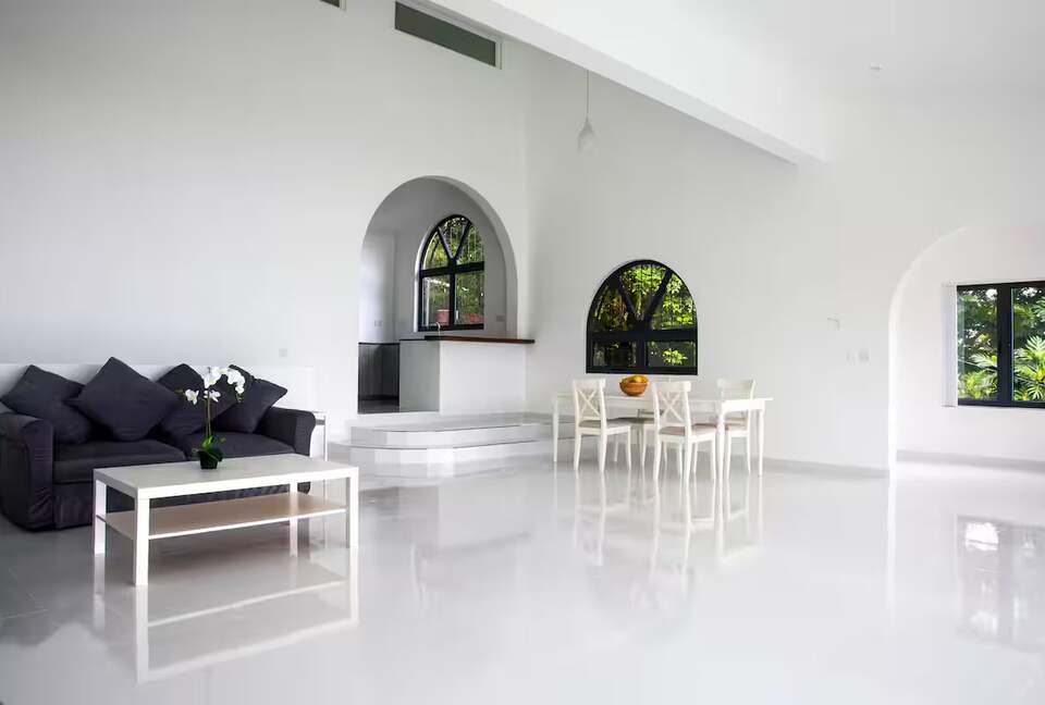 Ocean View Elegance: A Five-Bedroom Seychelles Masterpiece - Beau Vallon, Seychelles