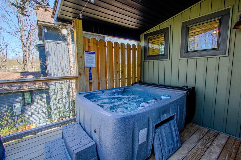 Neverland! A Fairy Home where Dreams come true! - Kodak, Tennessee