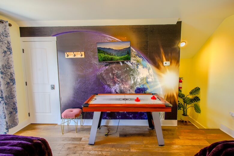 Neverland! A Fairy Home where Dreams come true! - Kodak, Tennessee