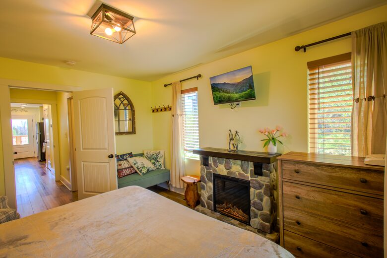 Neverland! A Fairy Home where Dreams come true! - Kodak, Tennessee