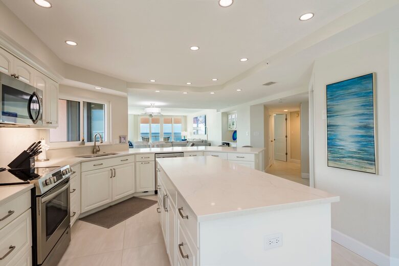 Elegant Clearwater Beach Escape with Gulf and Bay Views - Clearwater, Florida