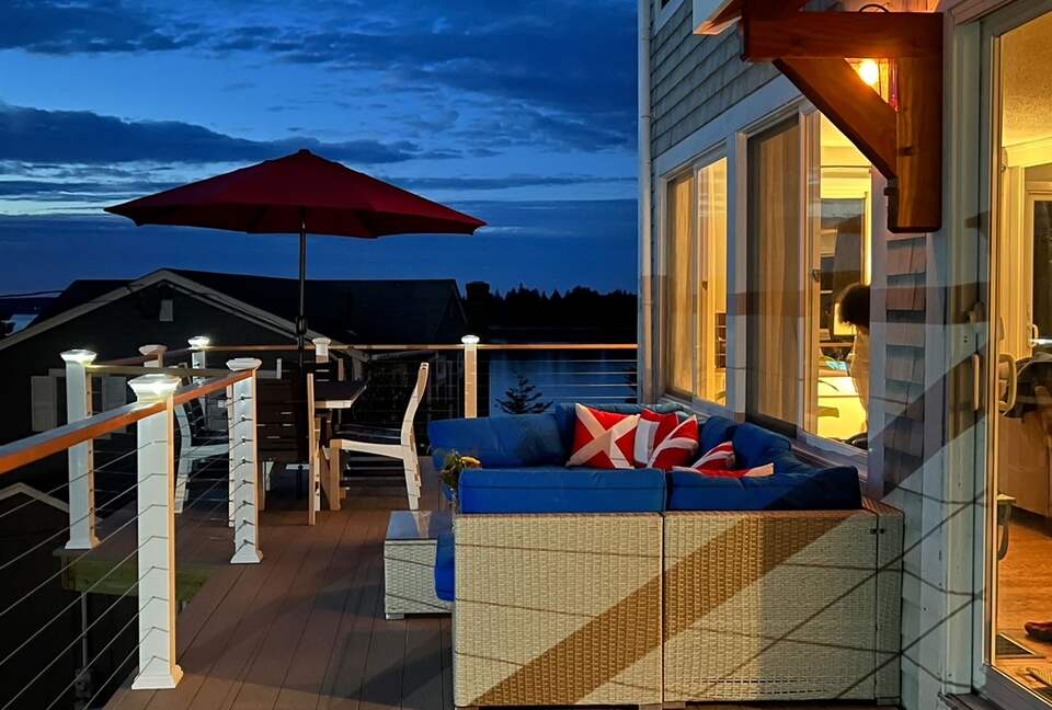 Charming 4-Bed Cottage with Bay Views near Boothbay Harbor - Southport, Maine