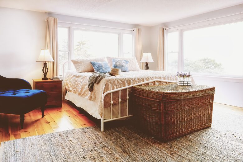 Charming 4-Bed Cottage with Bay Views near Boothbay Harbor - Southport, Maine