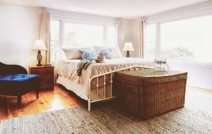 Charming 4-Bed Cottage with Bay Views near Boothbay Harbor - Southport, Maine