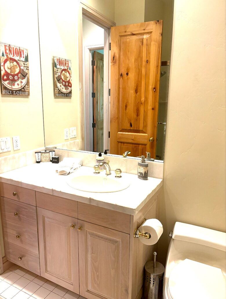 Second bathroom with full shower & tub