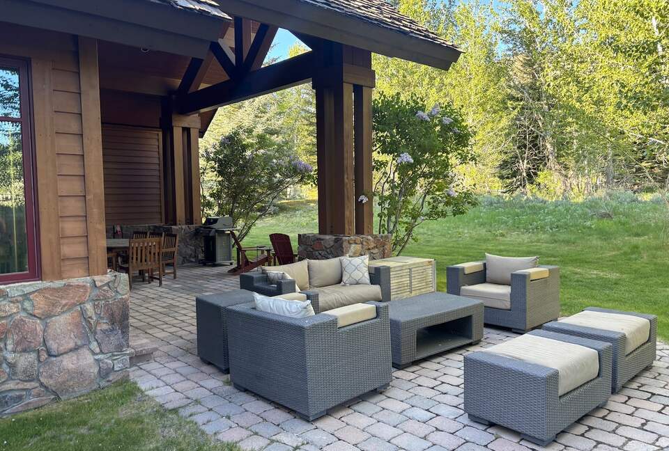 Private outdoor patio