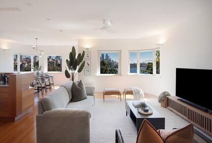 Harbourfront Luxury Penthouse in Darling Point - Sydney, Australia